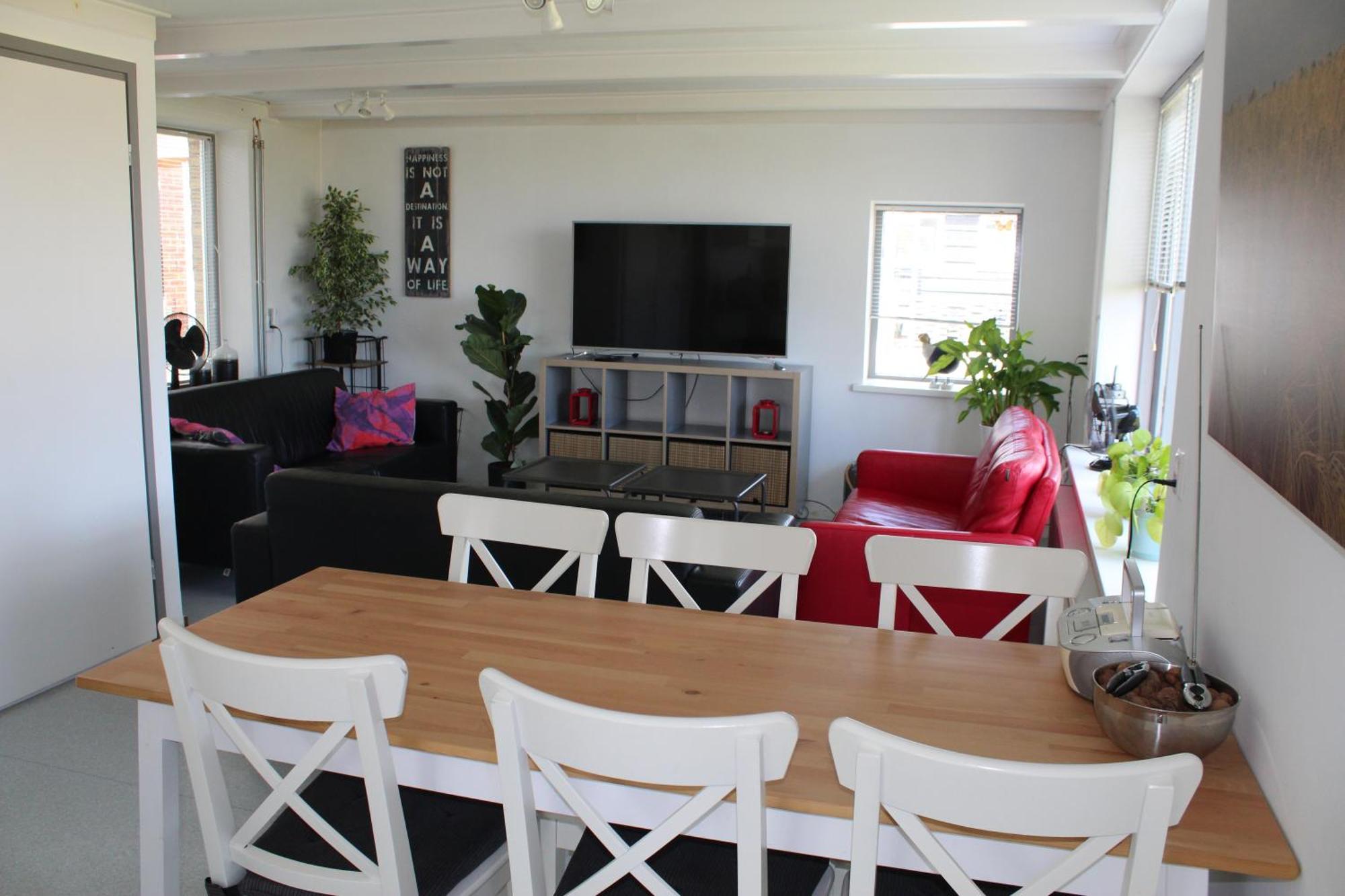 Lewedorp Vrijstaande Ruime Familiewoning Landelijk Gelegenヴィラ エクステリア 写真
