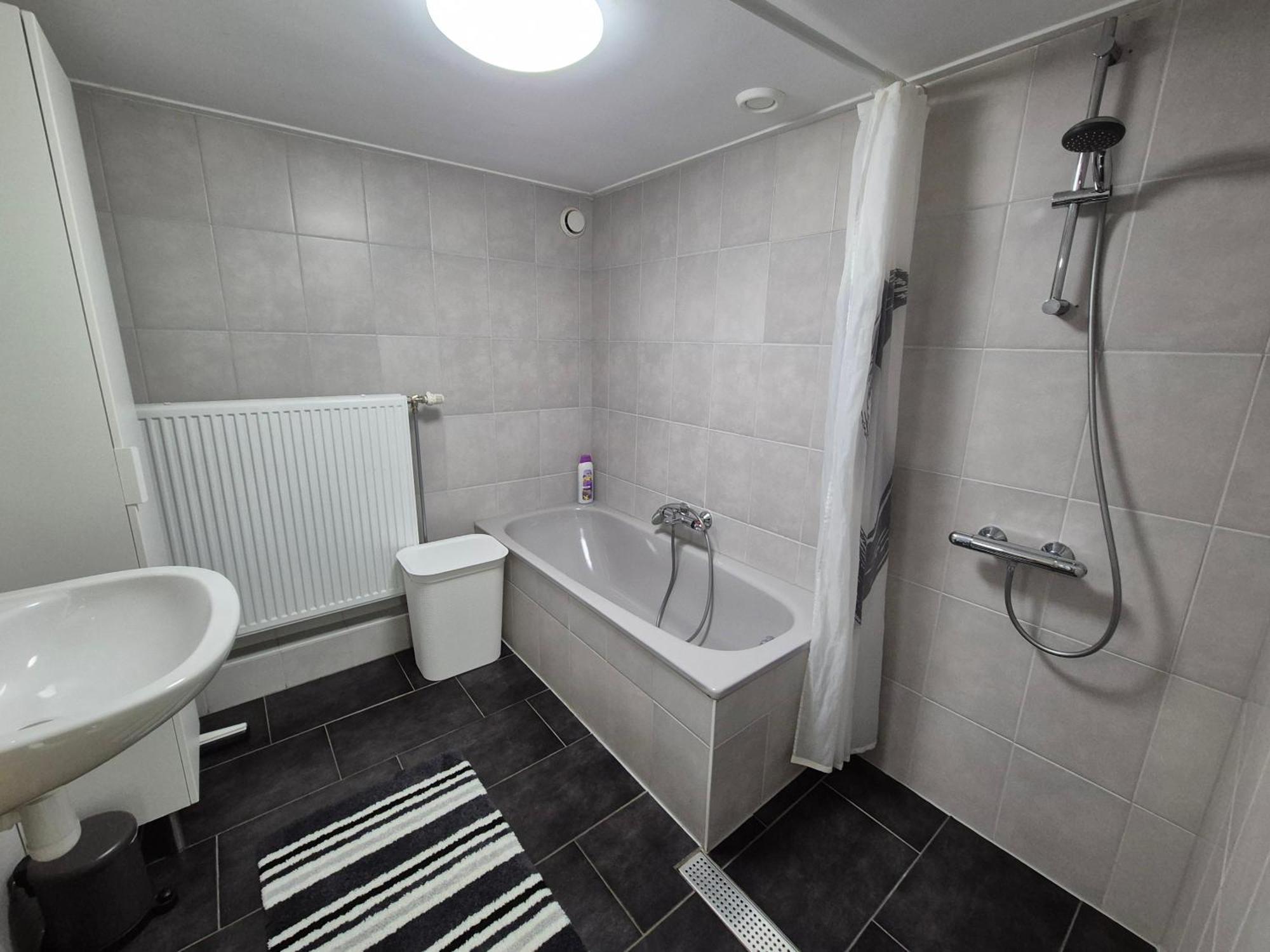 Lewedorp Vrijstaande Ruime Familiewoning Landelijk Gelegenヴィラ エクステリア 写真